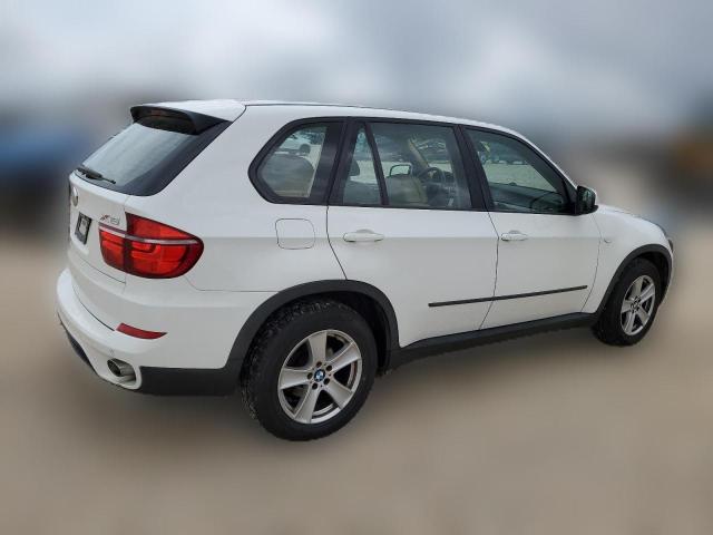 Photo 2 VIN: 5UXZW0C53BL371229 - BMW X5 