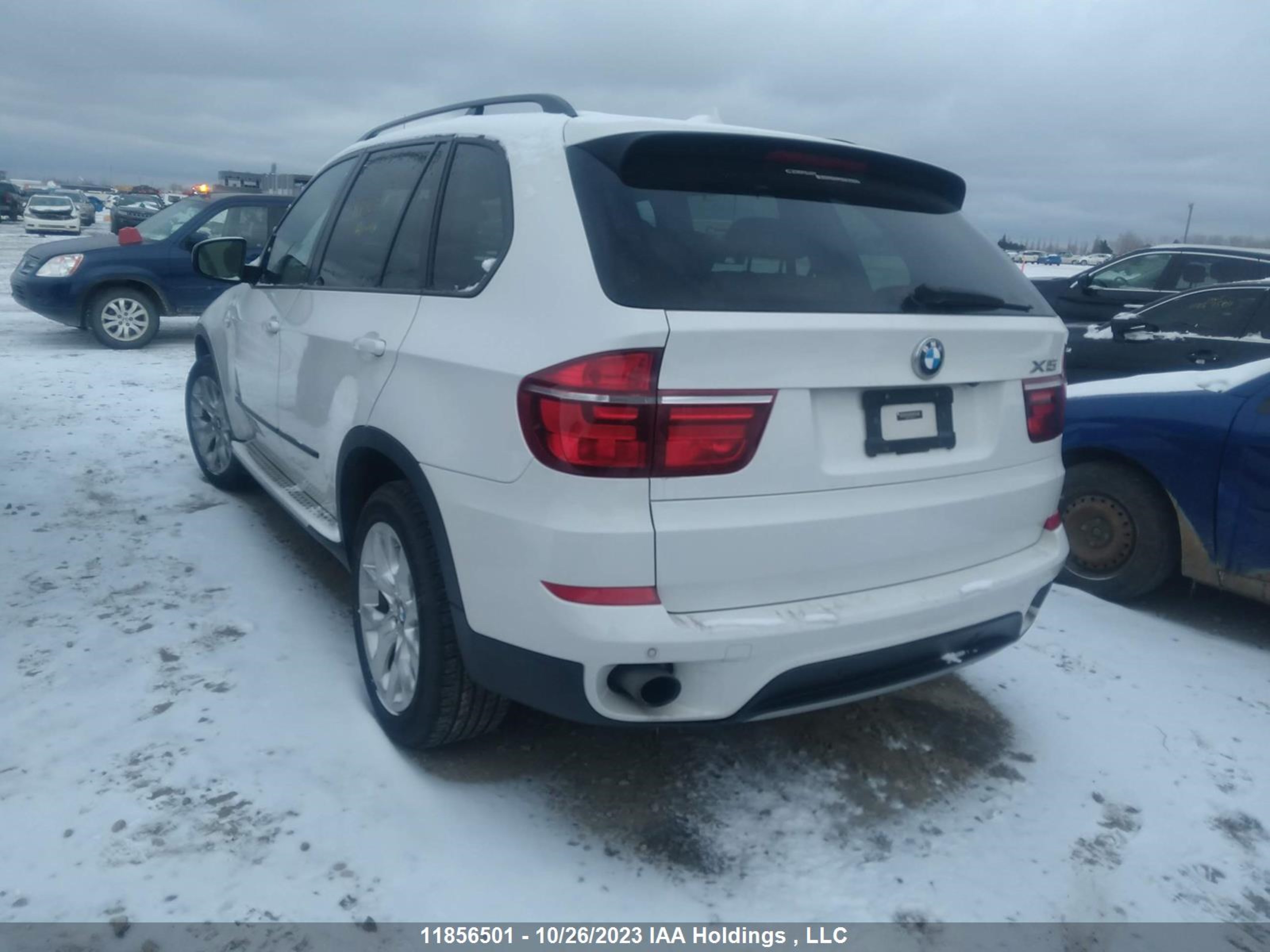 Photo 2 VIN: 5UXZW0C55CL670111 - BMW X5 