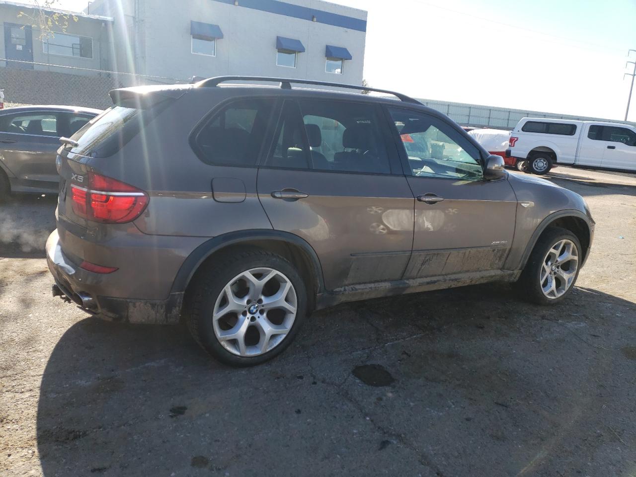 Photo 2 VIN: 5UXZW0C56CL671560 - BMW X5 