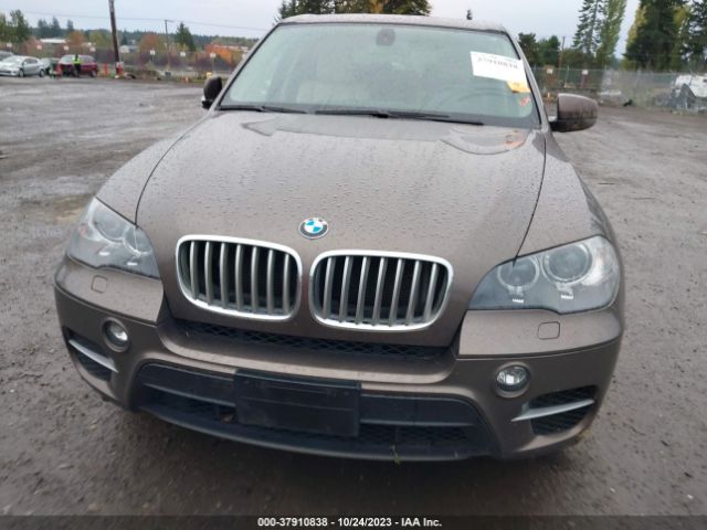 Photo 5 VIN: 5UXZW0C57BL660498 - BMW X5 