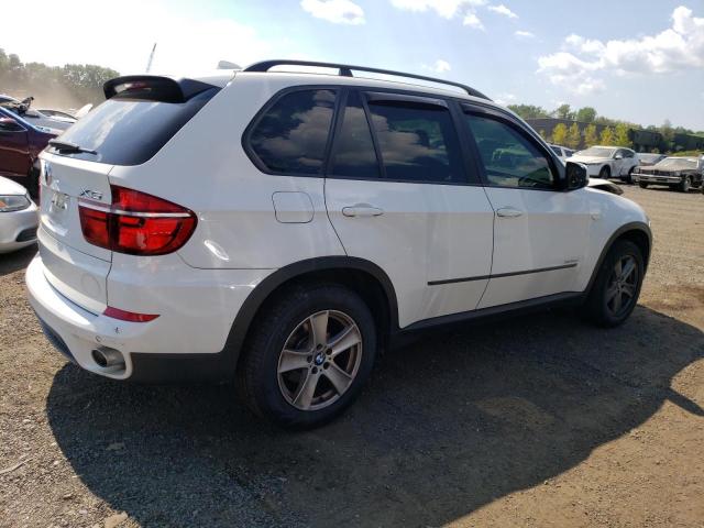 Photo 2 VIN: 5UXZW0C57C0B90169 - BMW X5 