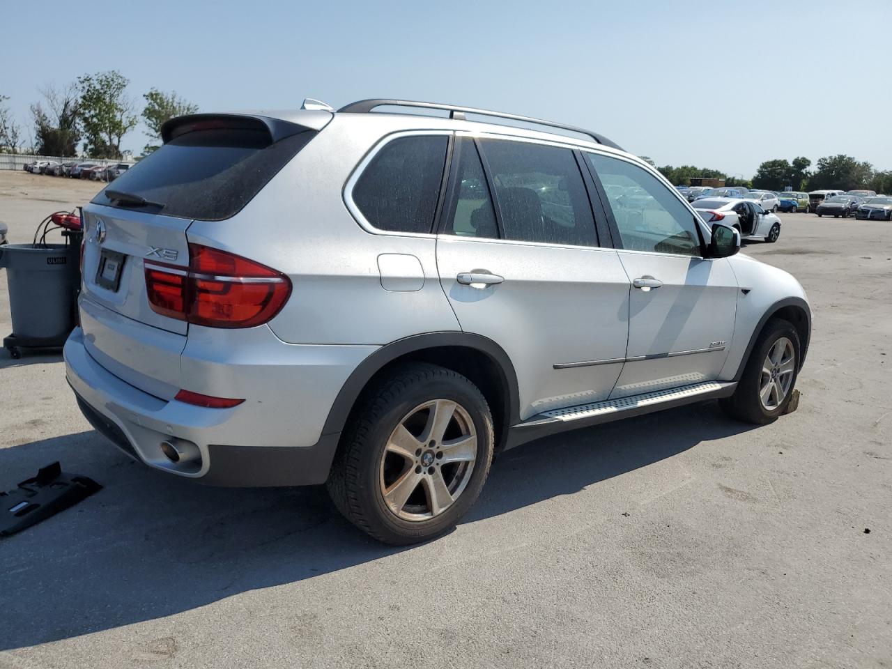 Photo 2 VIN: 5UXZW0C59D0B94161 - BMW X5 