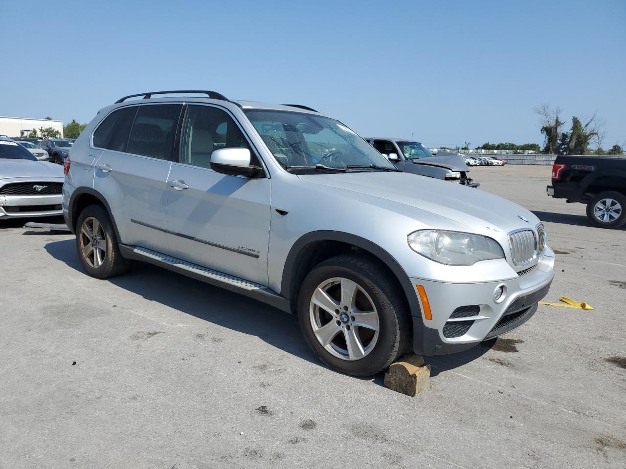 Photo 3 VIN: 5UXZW0C59D0B94161 - BMW X5 