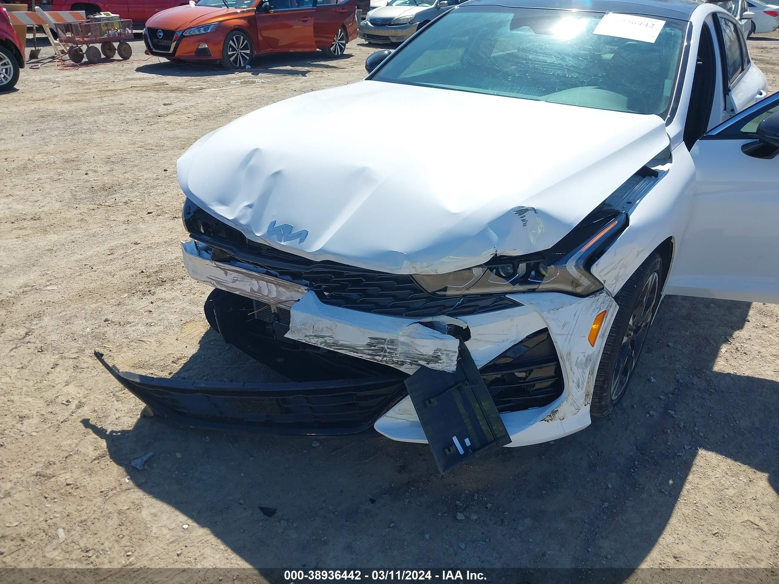 Photo 5 VIN: 5XXG64J22RG241512 - KIA K5 