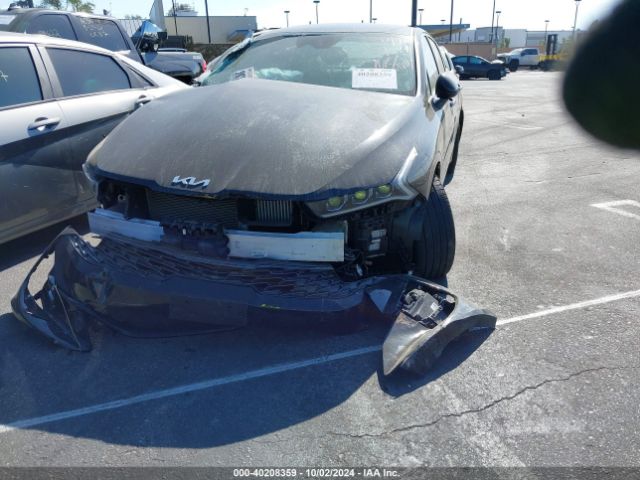 Photo 1 VIN: 5XXG64J22RG264045 - KIA K5 