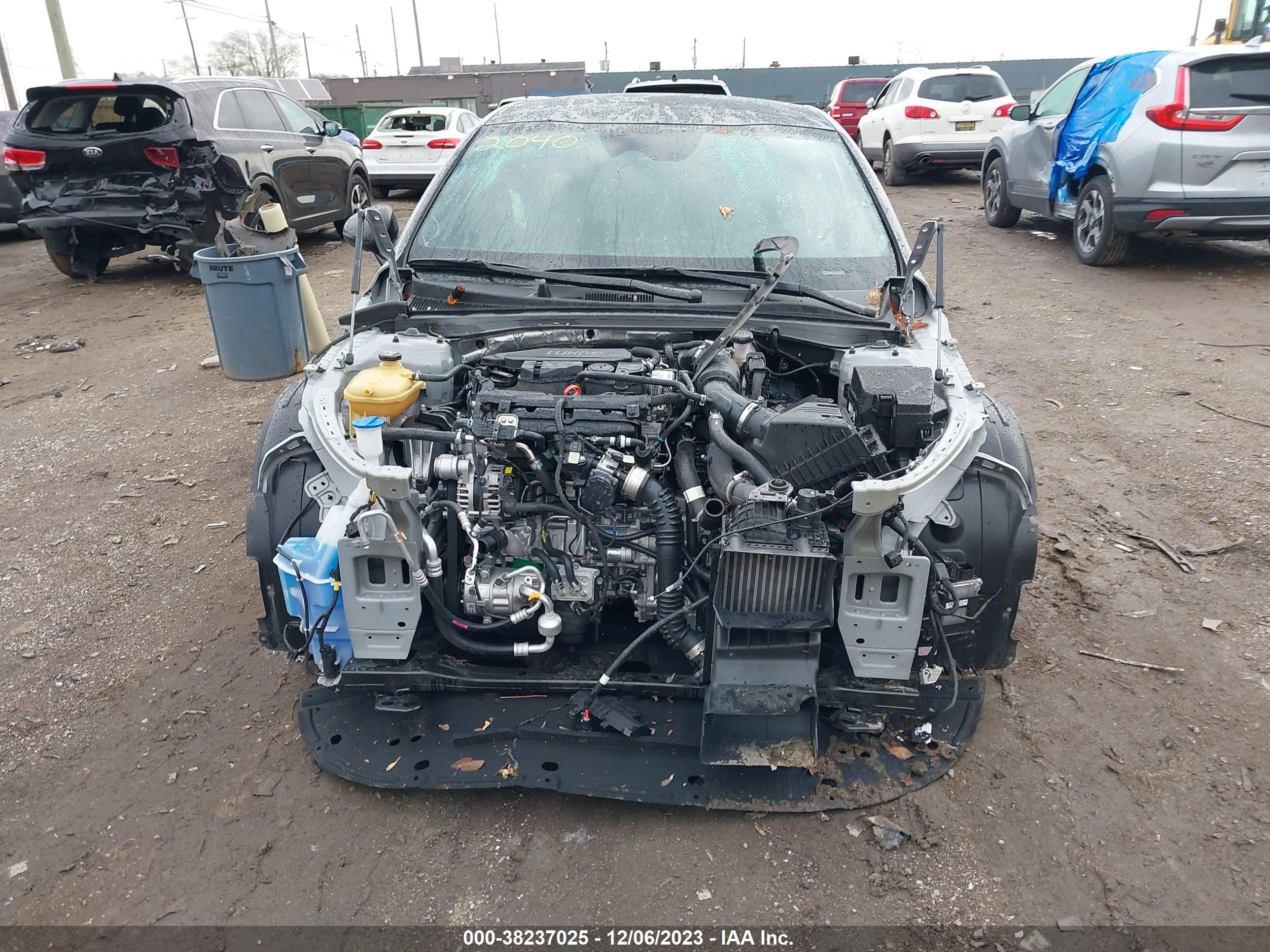 Photo 11 VIN: 5XXG64J28RG232040 - KIA K5 