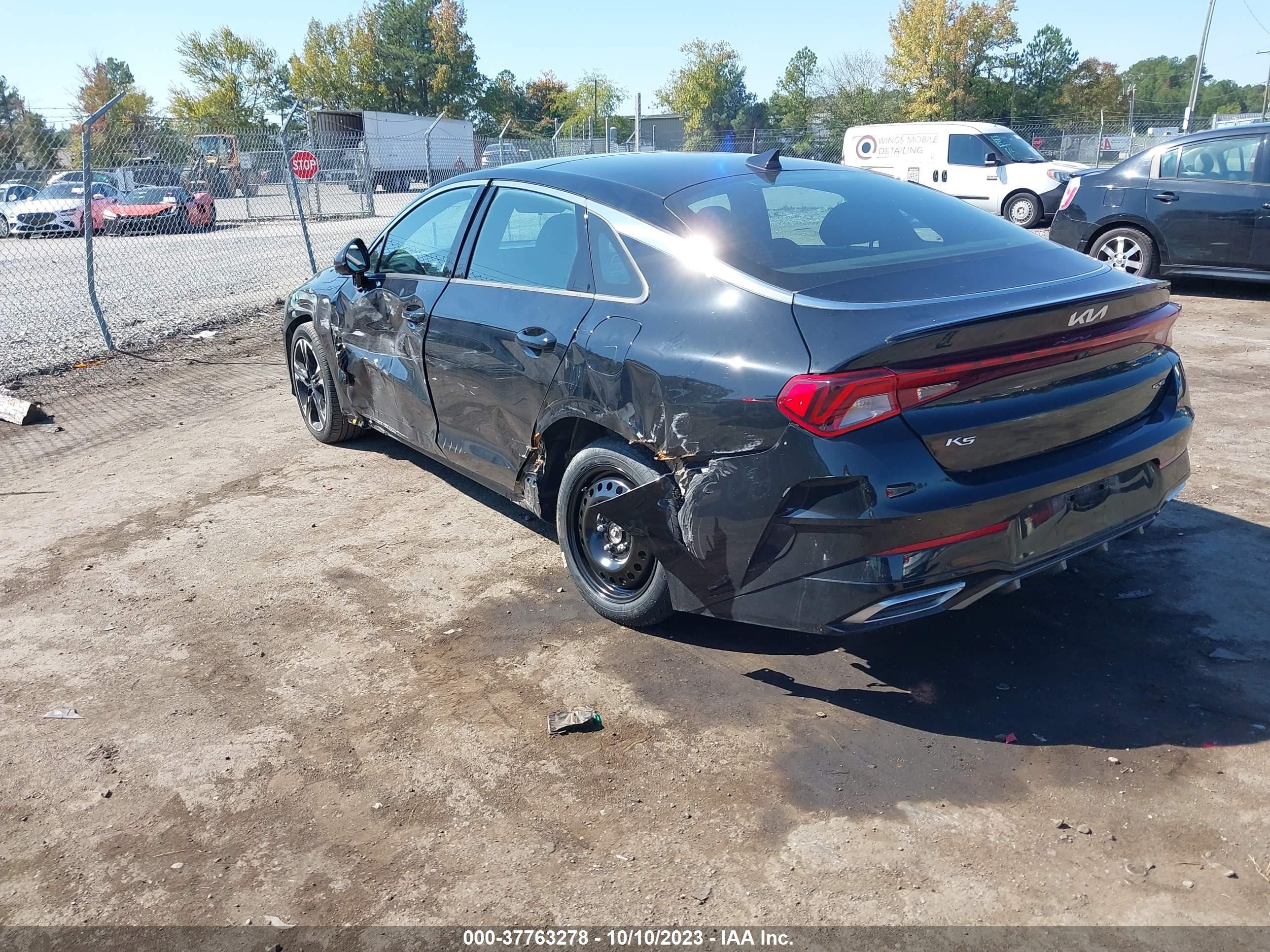 Photo 2 VIN: 5XXG64J29NG127890 - KIA K5 