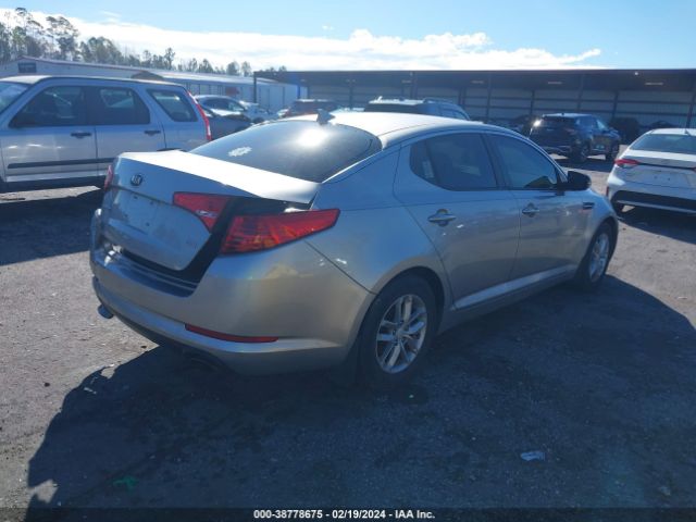 Photo 3 VIN: 5XXGM4A70DG093354 - KIA OPTIMA 