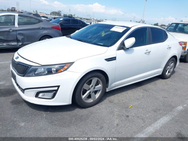 Photo 1 VIN: 5XXGM4A70FG371320 - KIA OPTIMA LX 