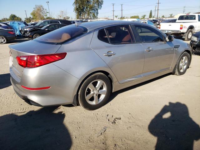 Photo 3 VIN: 5XXGM4A70FG458120 - KIA OPTIMA LX 