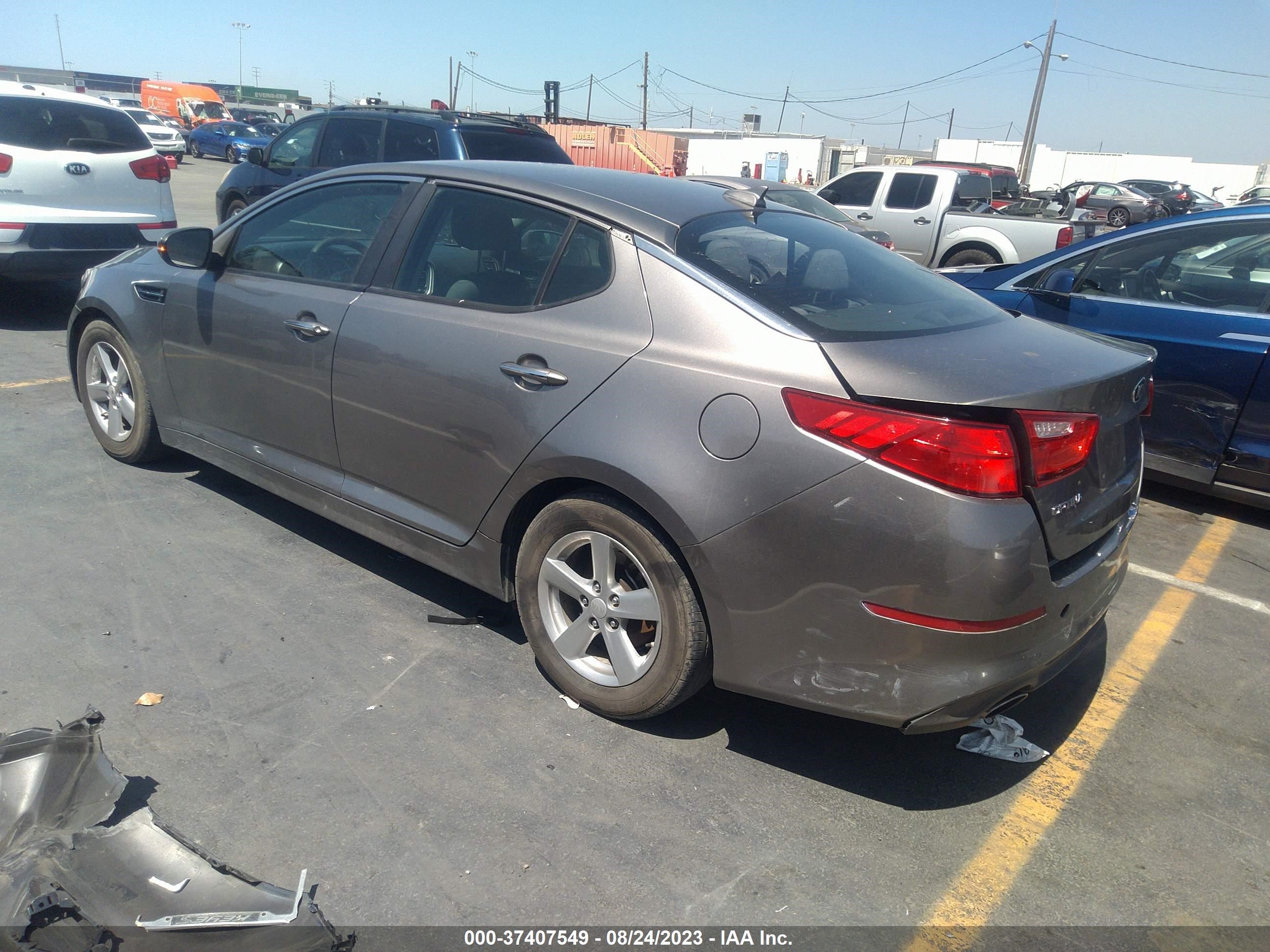 Photo 2 VIN: 5XXGM4A70FG464967 - KIA OPTIMA 