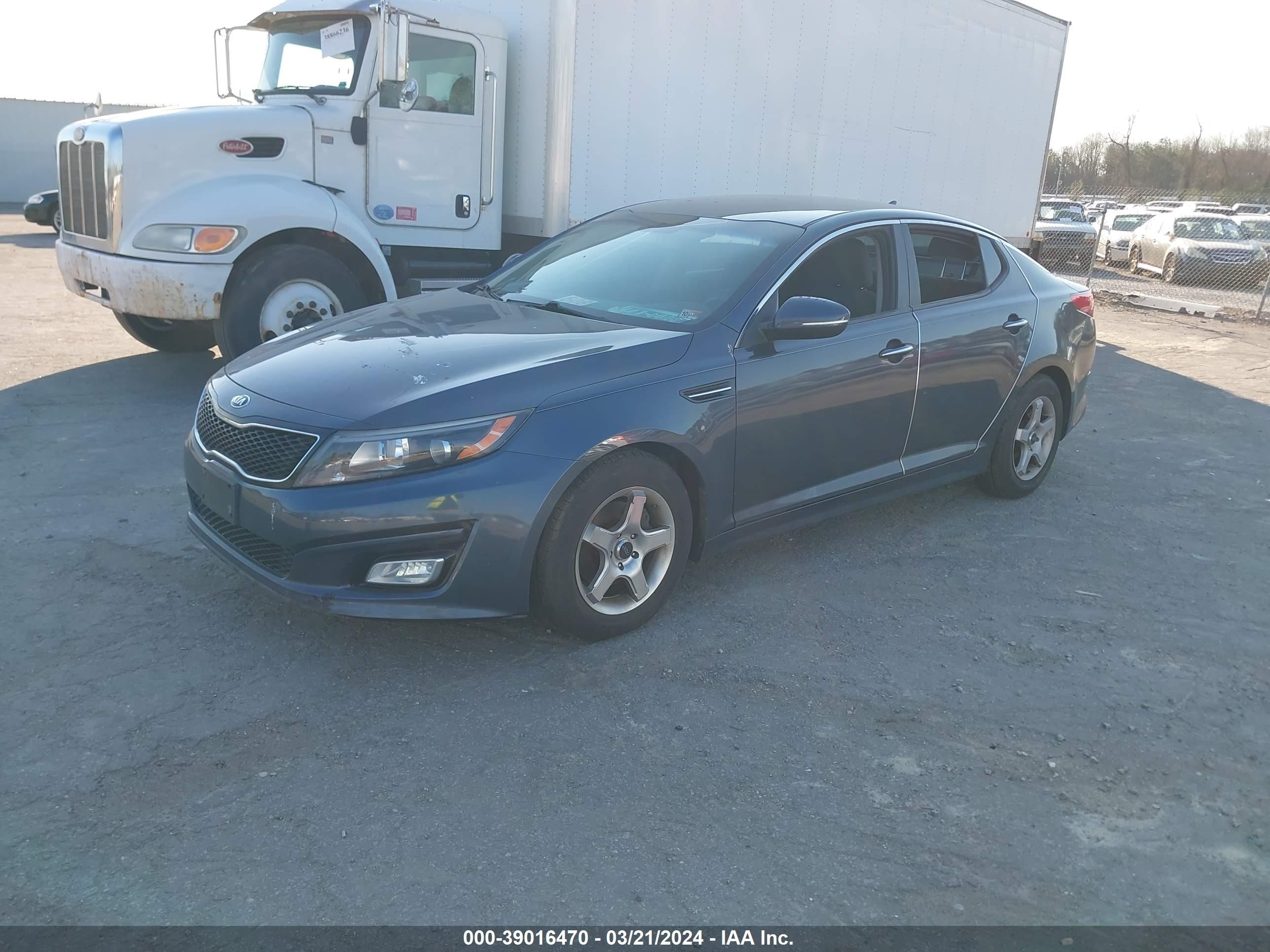 Photo 1 VIN: 5XXGM4A70FG472180 - KIA OPTIMA 