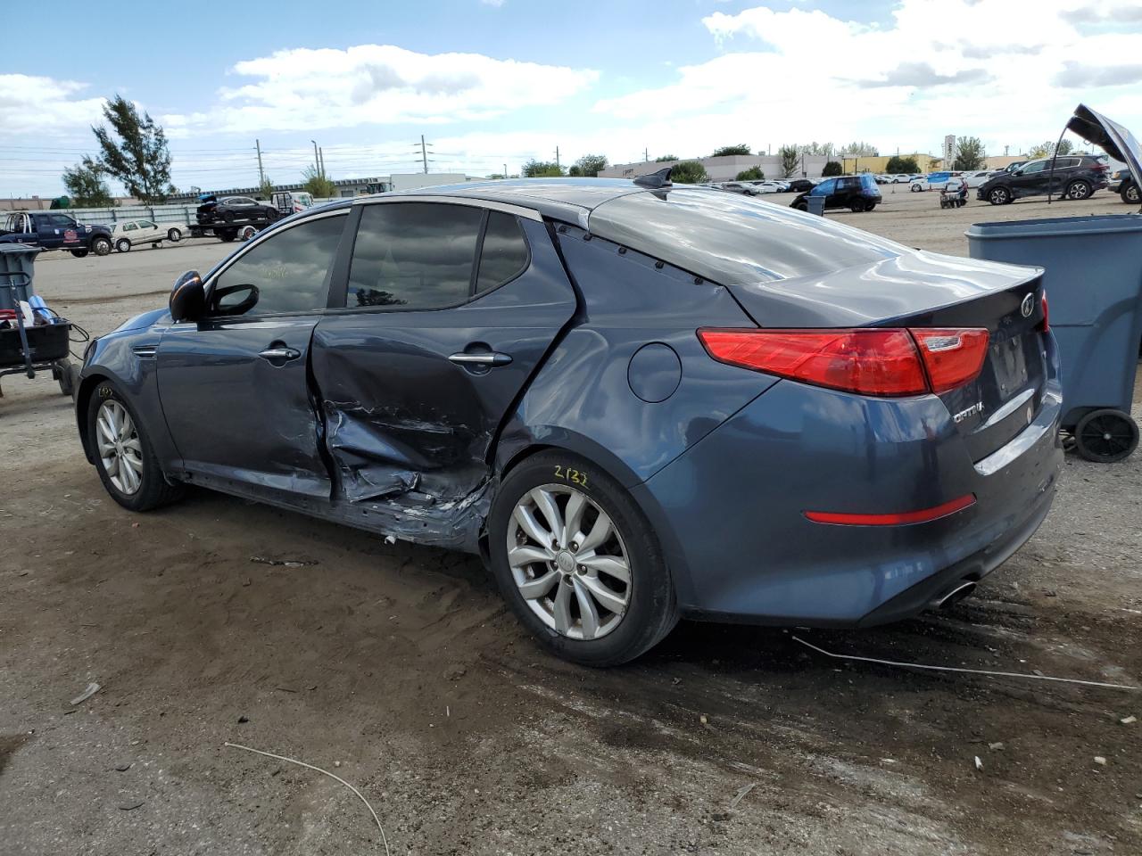 Photo 1 VIN: 5XXGM4A70FG477122 - KIA OPTIMA 