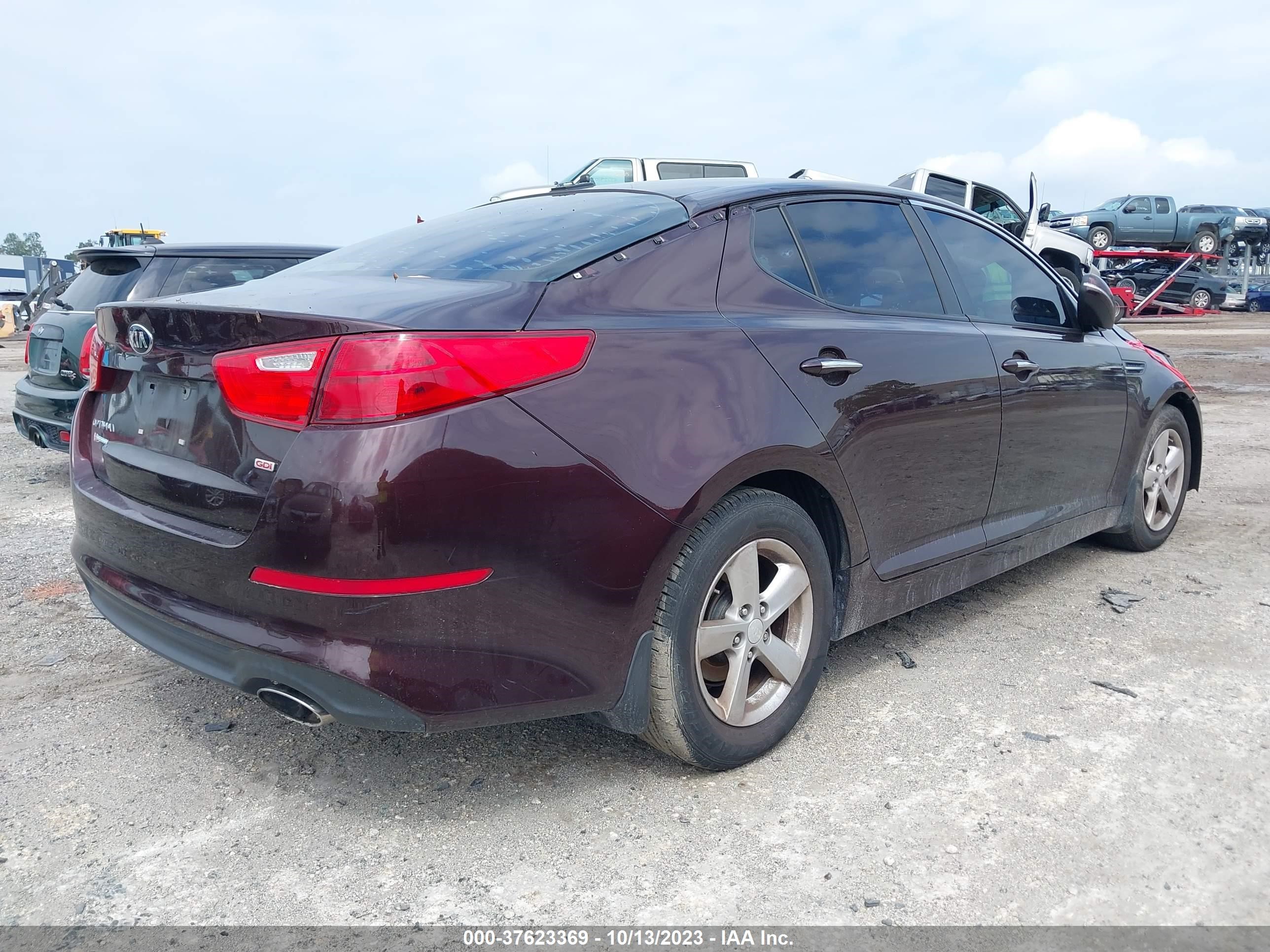 Photo 3 VIN: 5XXGM4A70FG489531 - KIA OPTIMA 