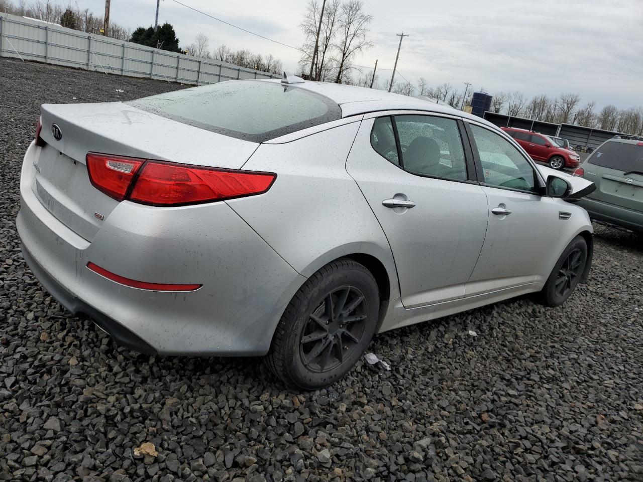 Photo 2 VIN: 5XXGM4A70FG510412 - KIA OPTIMA 