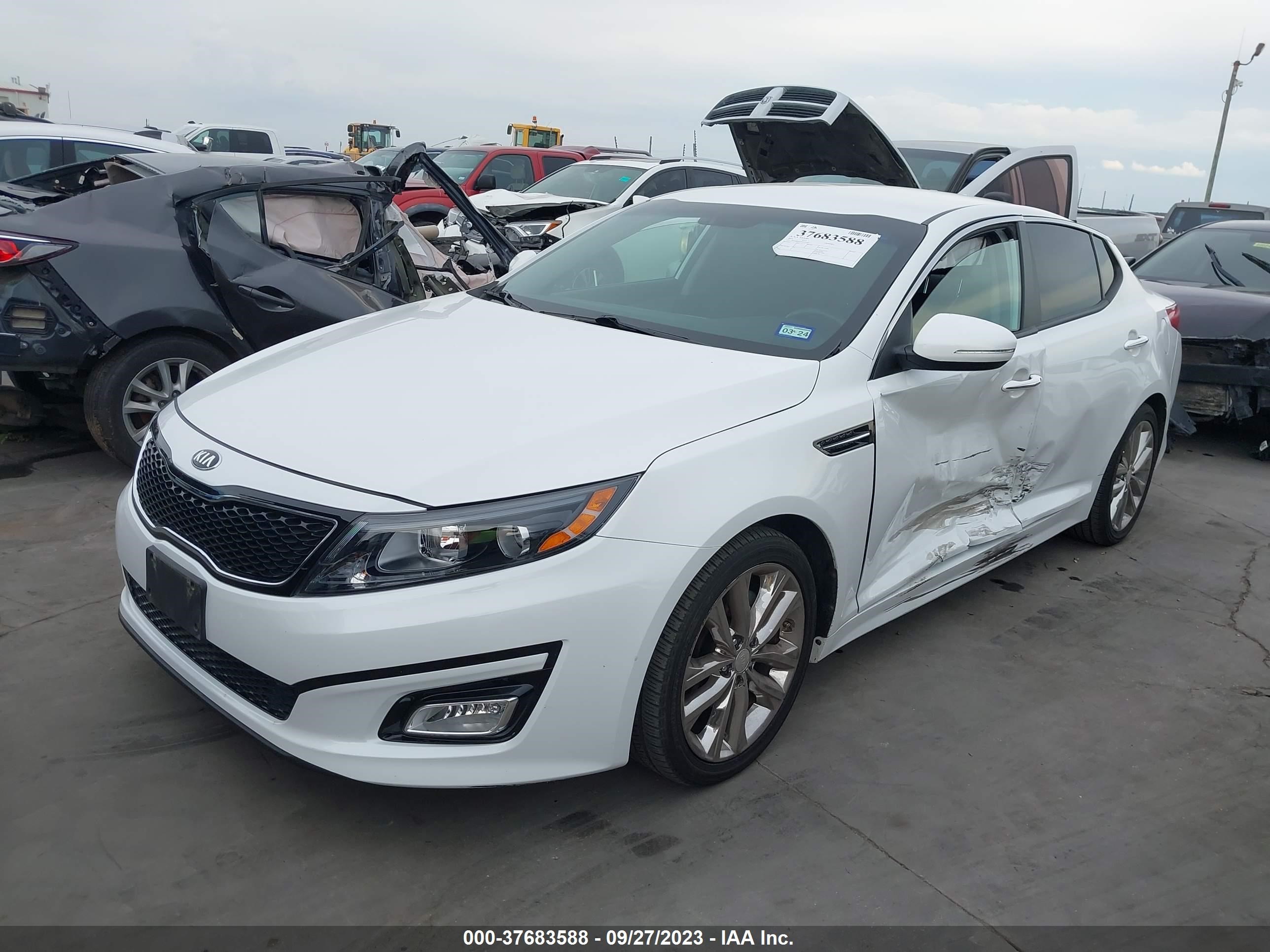 Photo 1 VIN: 5XXGM4A71EG273542 - KIA OPTIMA 