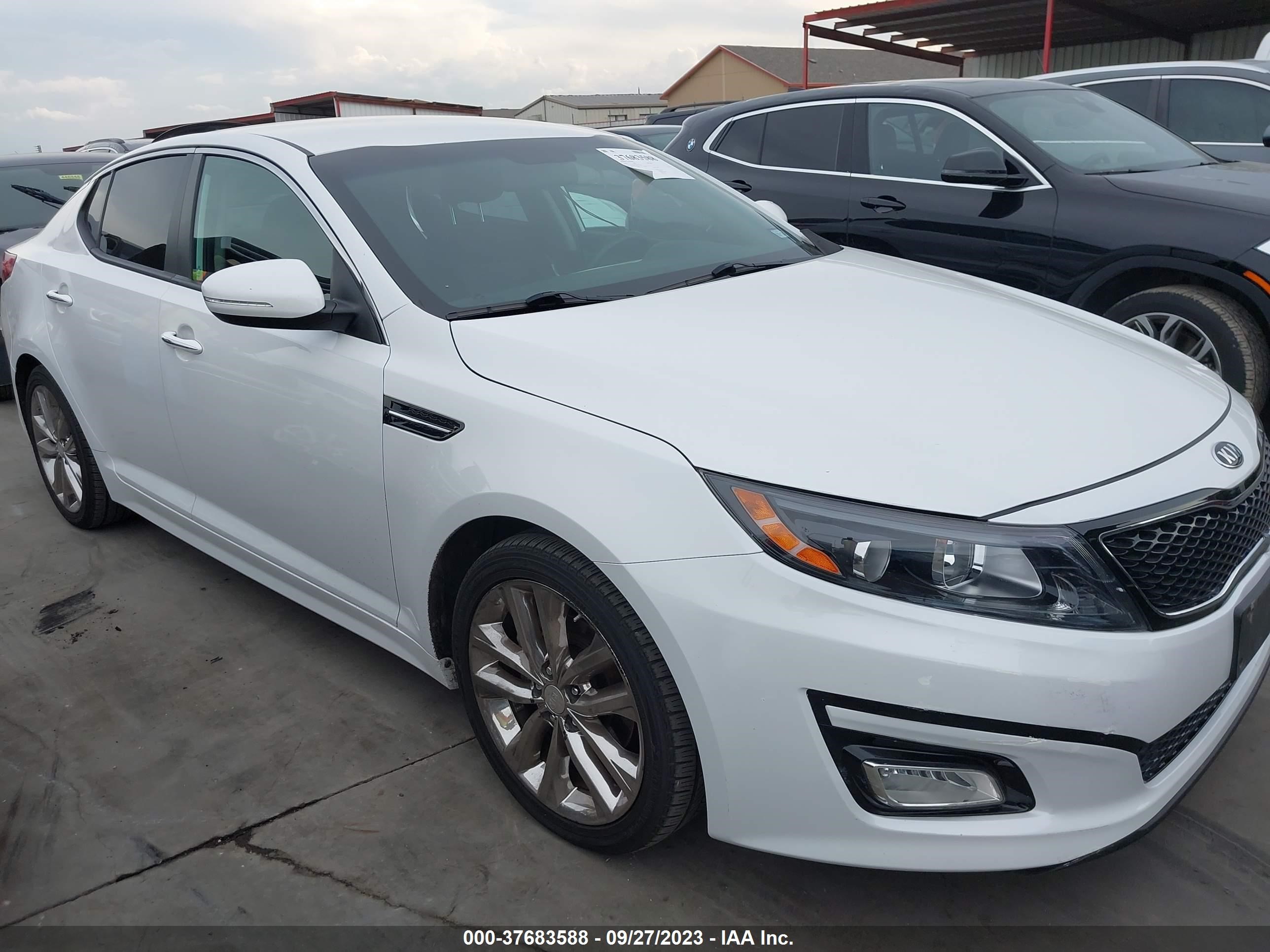 Photo 12 VIN: 5XXGM4A71EG273542 - KIA OPTIMA 