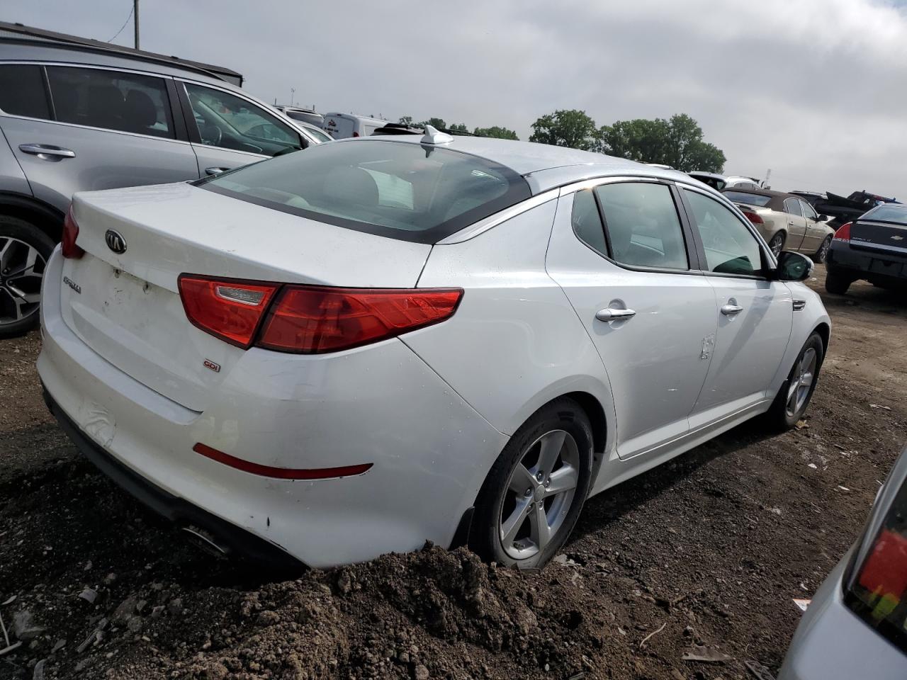 Photo 2 VIN: 5XXGM4A71EG286274 - KIA OPTIMA 