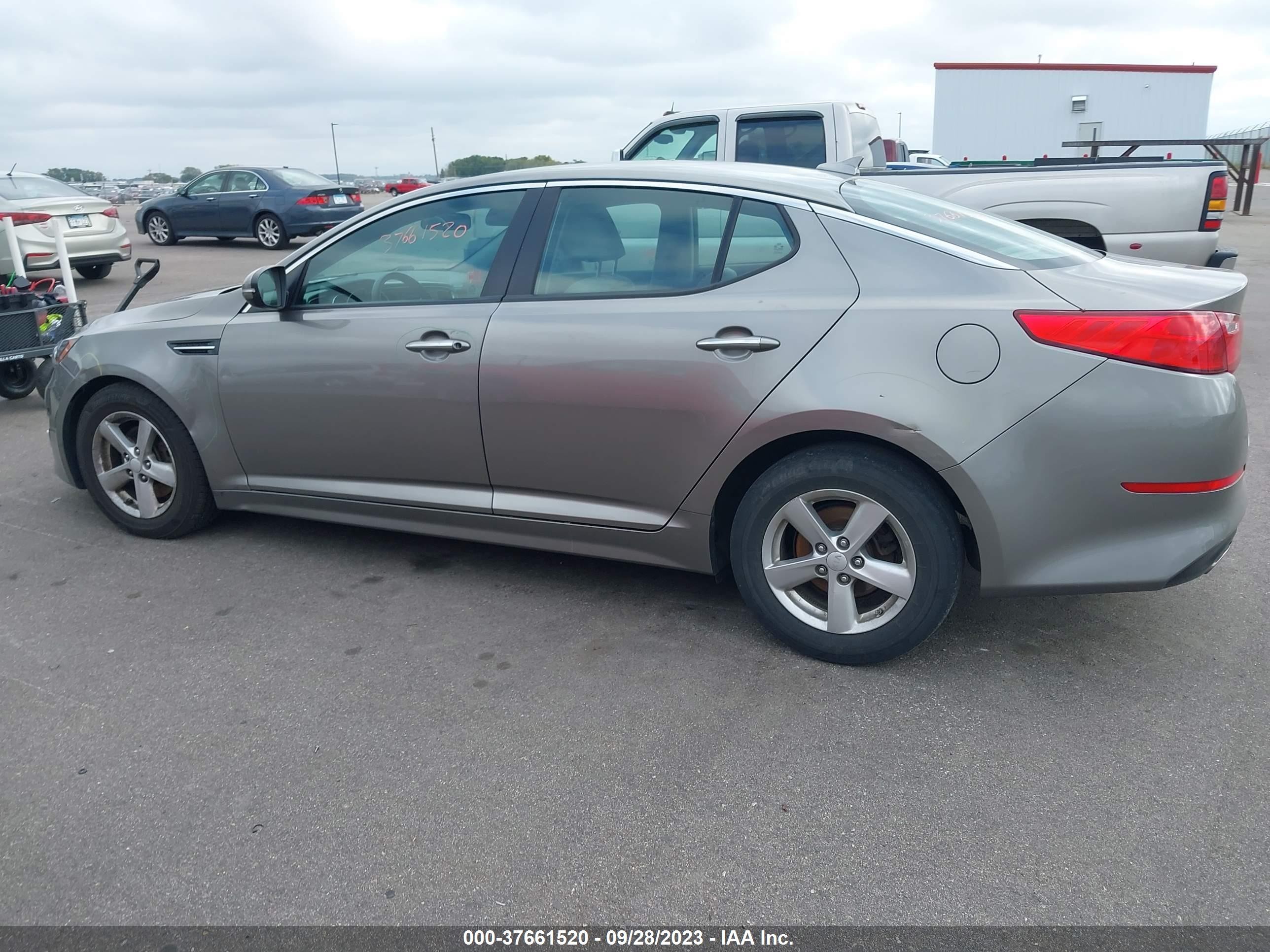 Photo 13 VIN: 5XXGM4A71EG340897 - KIA OPTIMA 