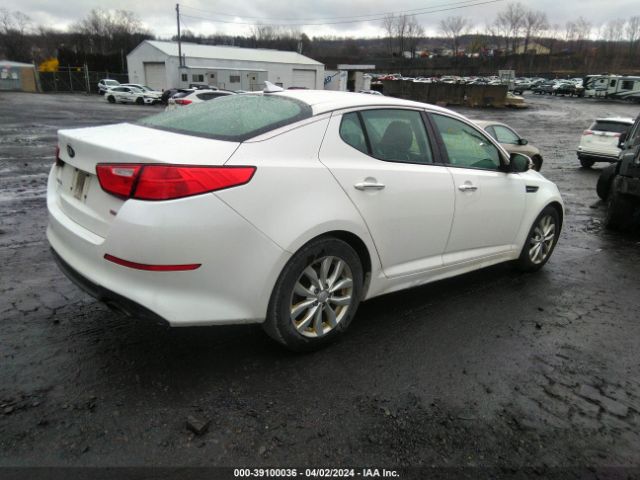 Photo 3 VIN: 5XXGM4A71FG442847 - KIA OPTIMA 