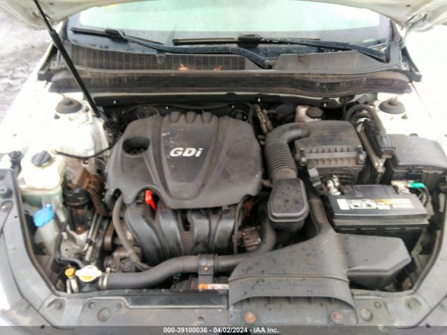 Photo 9 VIN: 5XXGM4A71FG442847 - KIA OPTIMA 