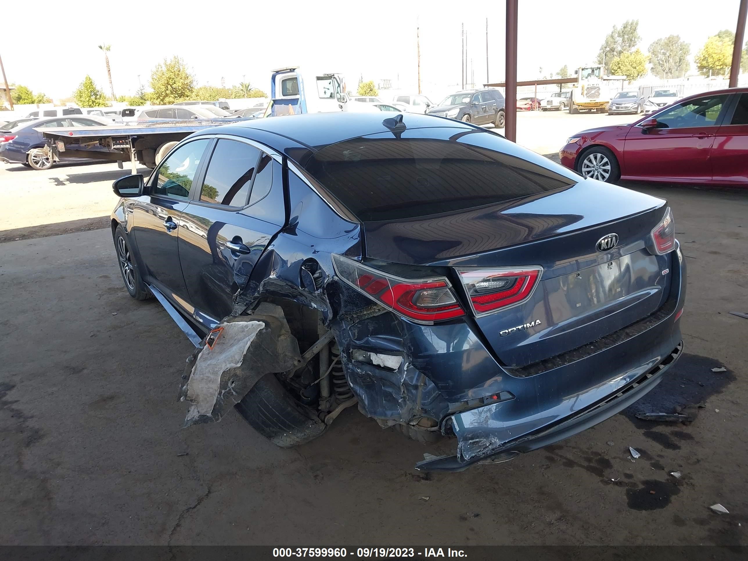 Photo 2 VIN: 5XXGM4A71FG474925 - KIA OPTIMA 