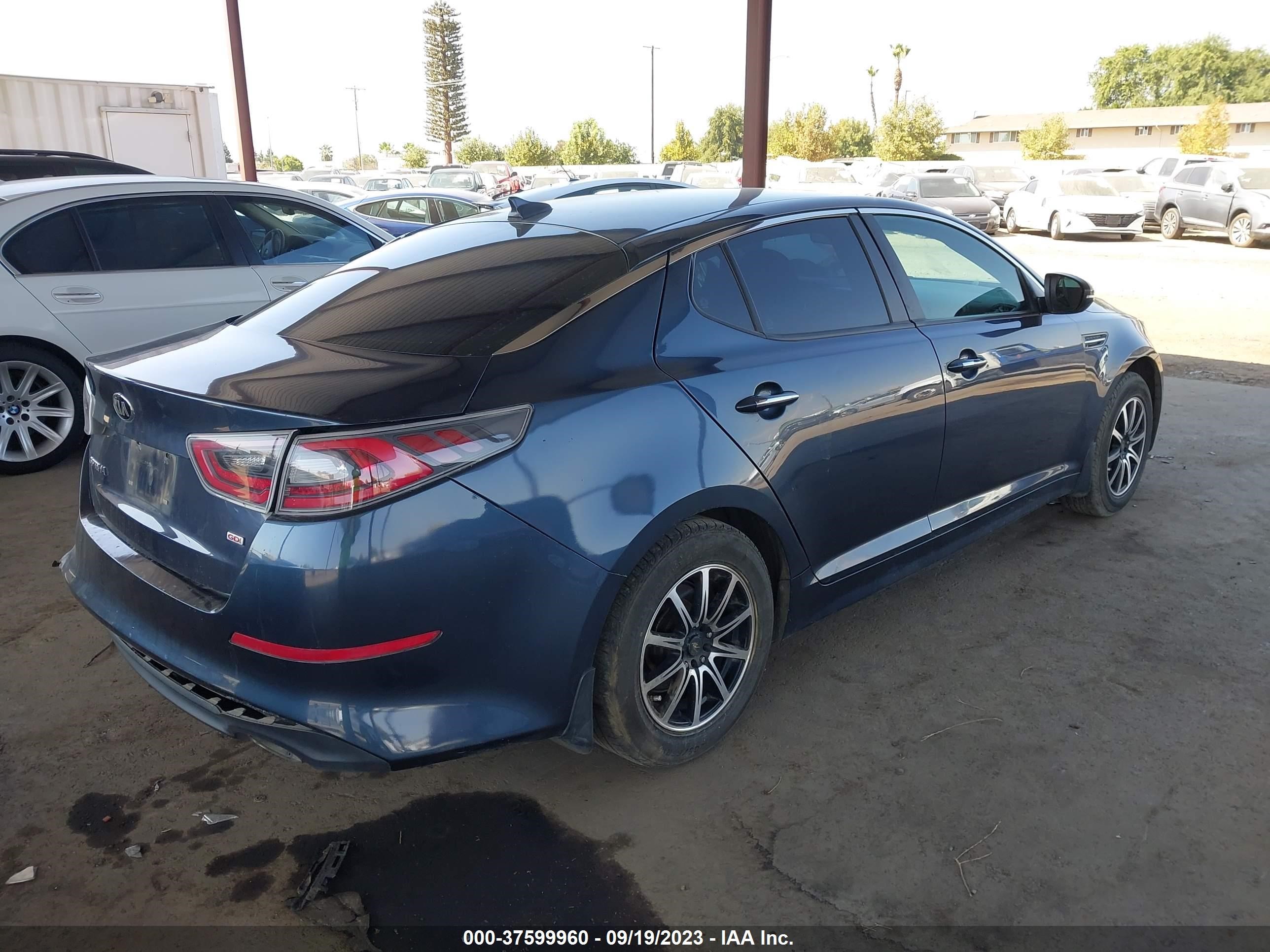 Photo 3 VIN: 5XXGM4A71FG474925 - KIA OPTIMA 