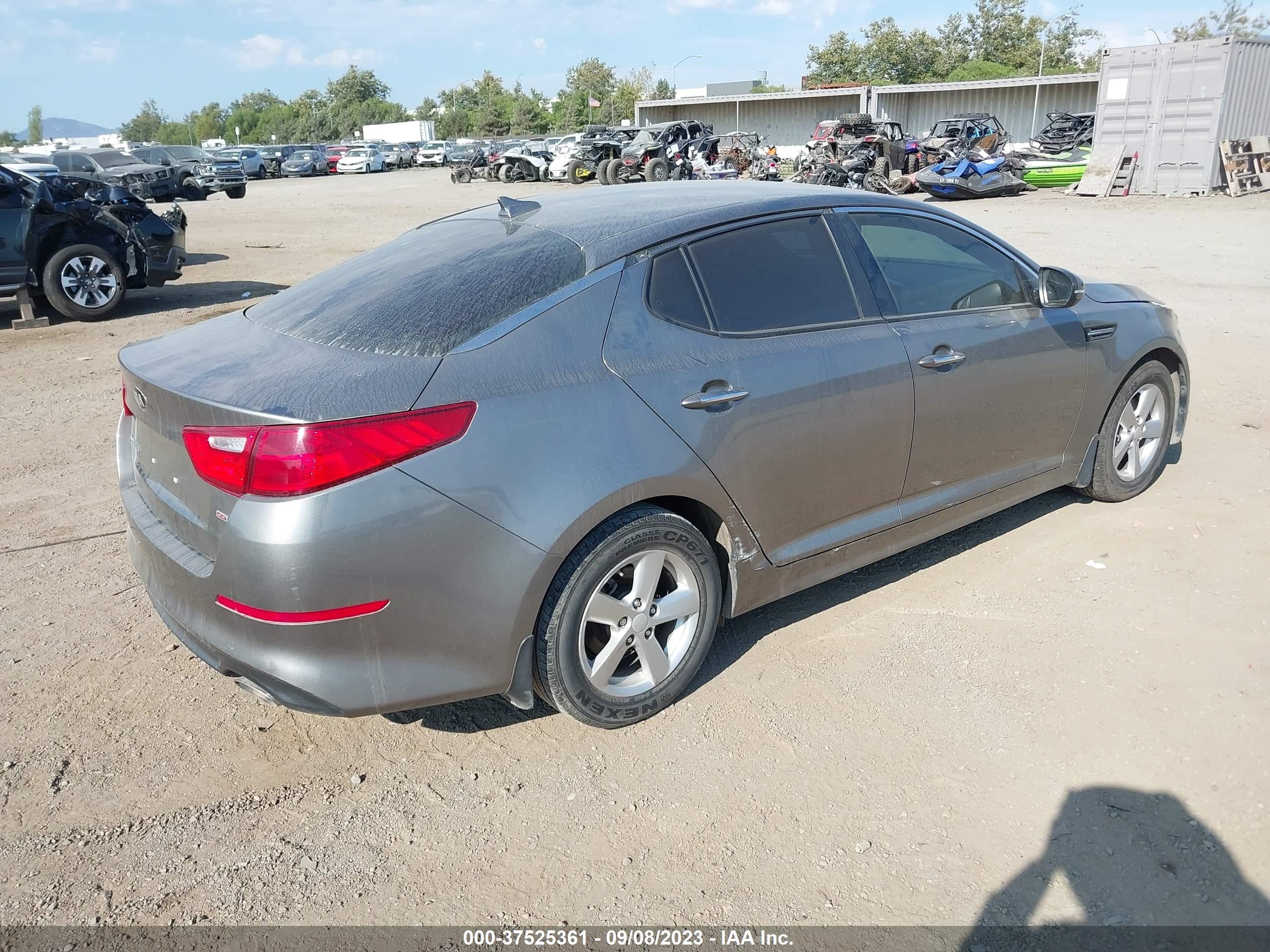 Photo 4 VIN: 5XXGM4A71FG518860 - KIA OPTIMA 