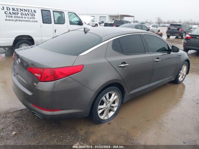 Photo 3 VIN: 5XXGM4A72CG039567 - KIA OPTIMA 