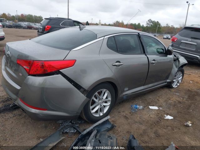 Photo 3 VIN: 5XXGM4A72DG221061 - KIA OPTIMA 