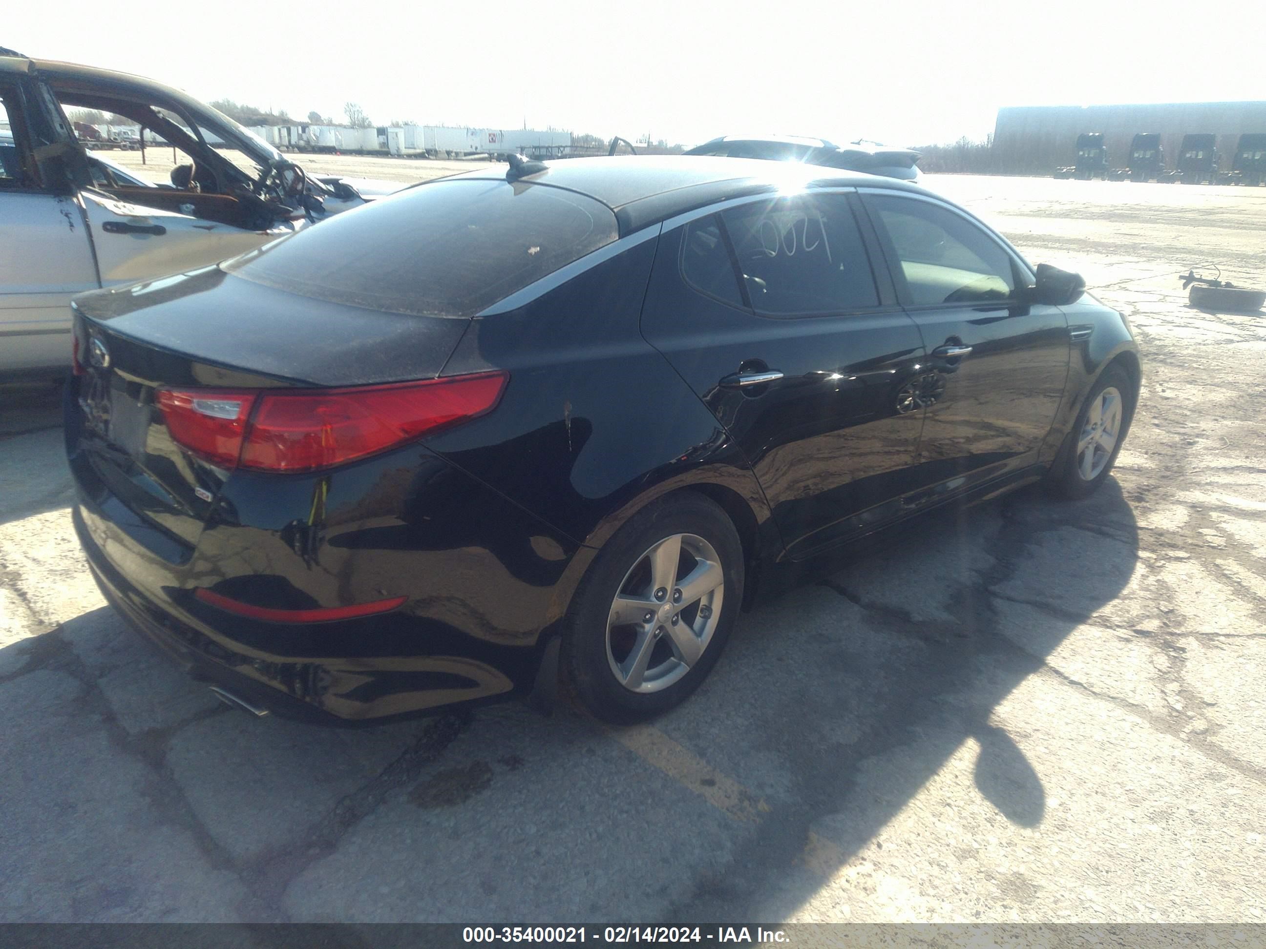 Photo 3 VIN: 5XXGM4A72EG315684 - KIA OPTIMA 