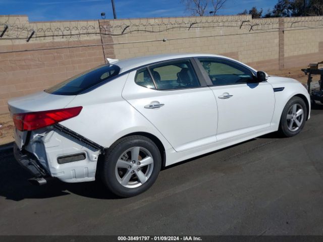 Photo 3 VIN: 5XXGM4A72FG440329 - KIA OPTIMA 