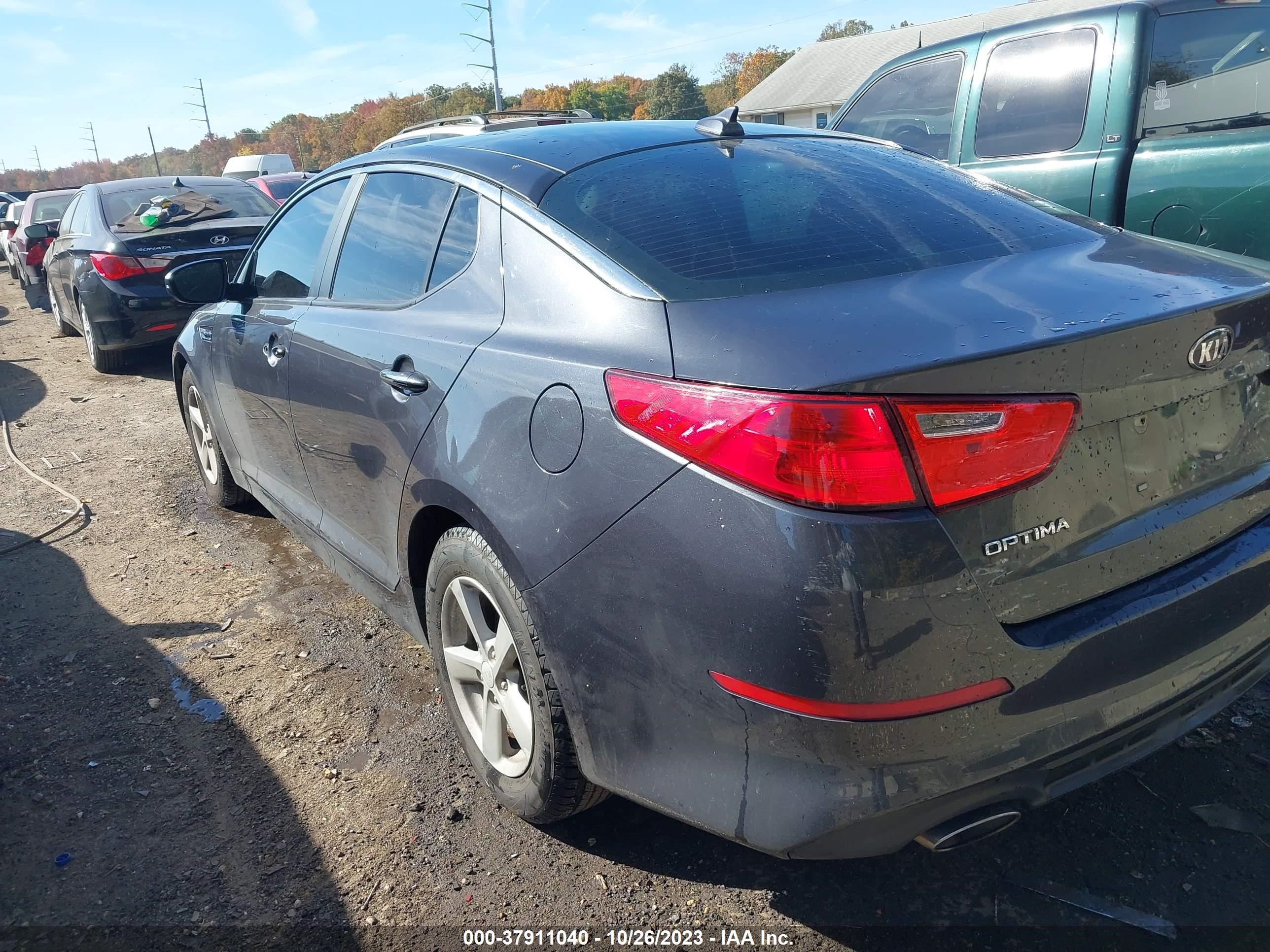 Photo 2 VIN: 5XXGM4A72FG441139 - KIA OPTIMA 