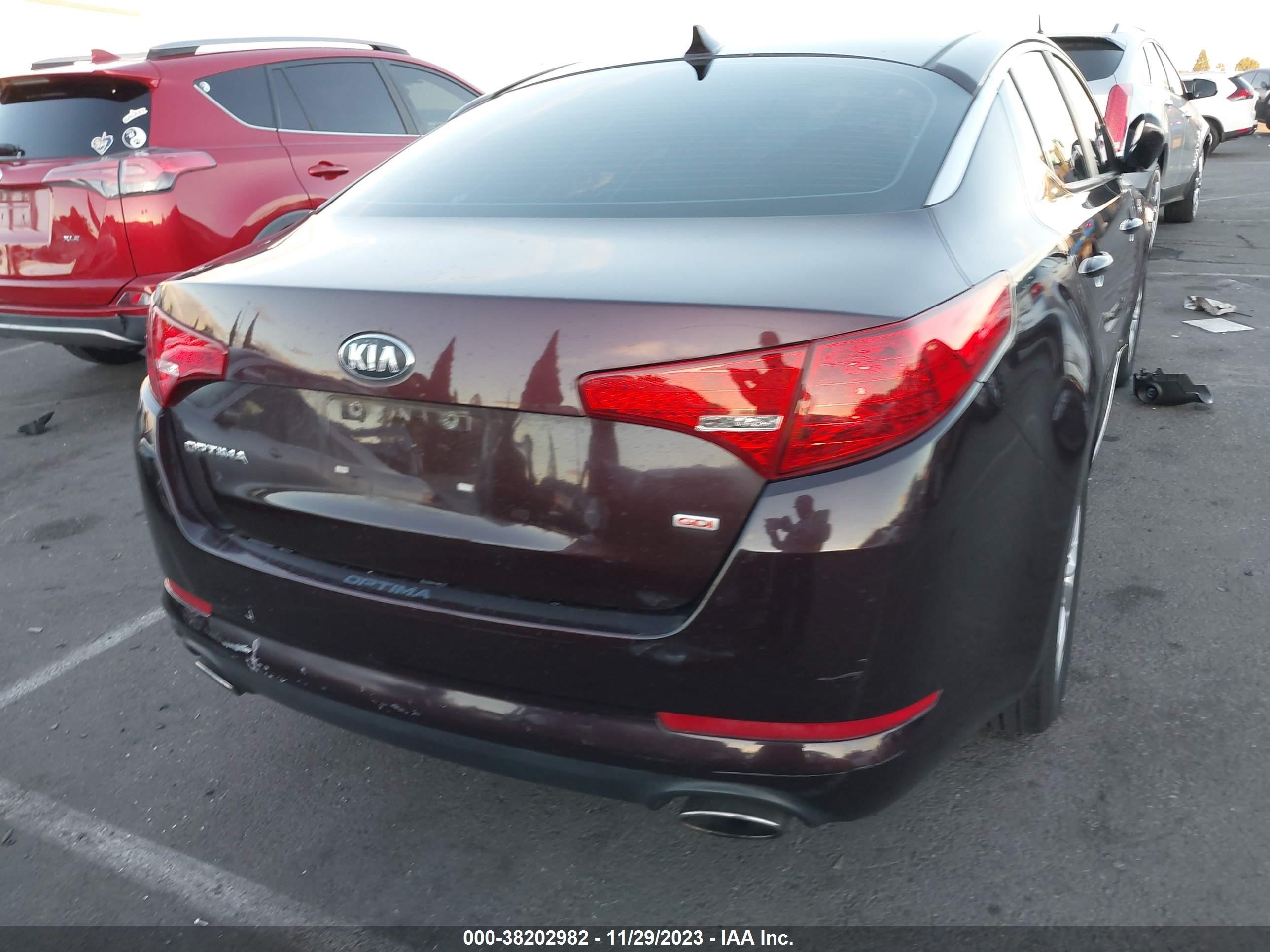 Photo 14 VIN: 5XXGM4A73DG102063 - KIA OPTIMA 