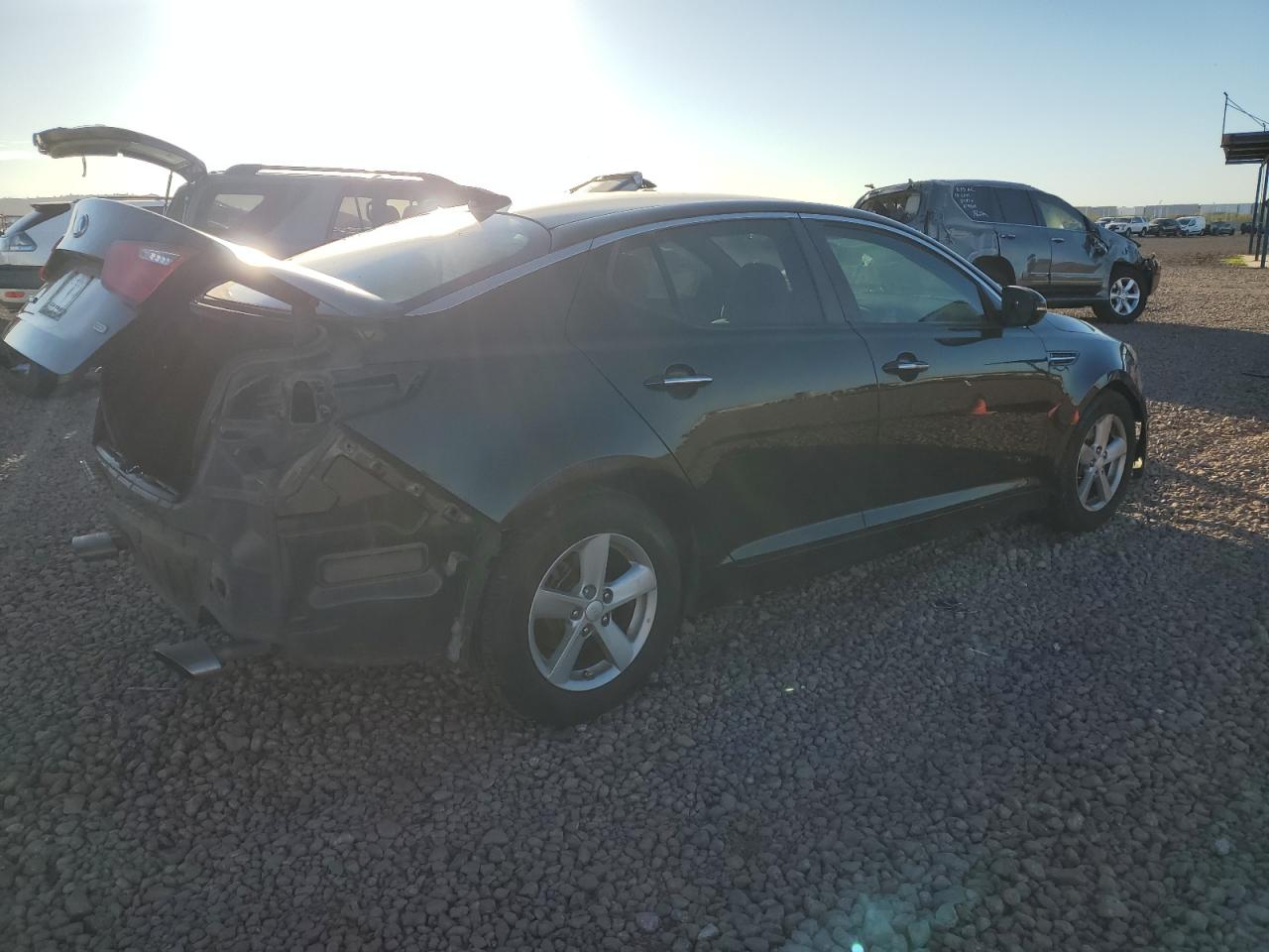 Photo 2 VIN: 5XXGM4A73EG333451 - KIA OPTIMA 