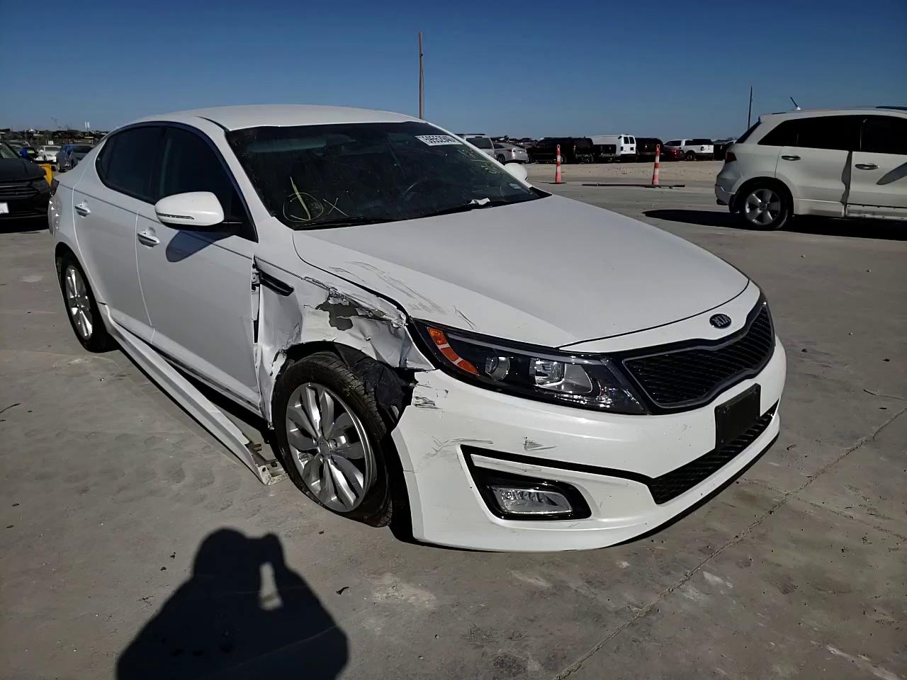 Photo 10 VIN: 5XXGM4A73FG348680 - KIA OPTIMA LX 