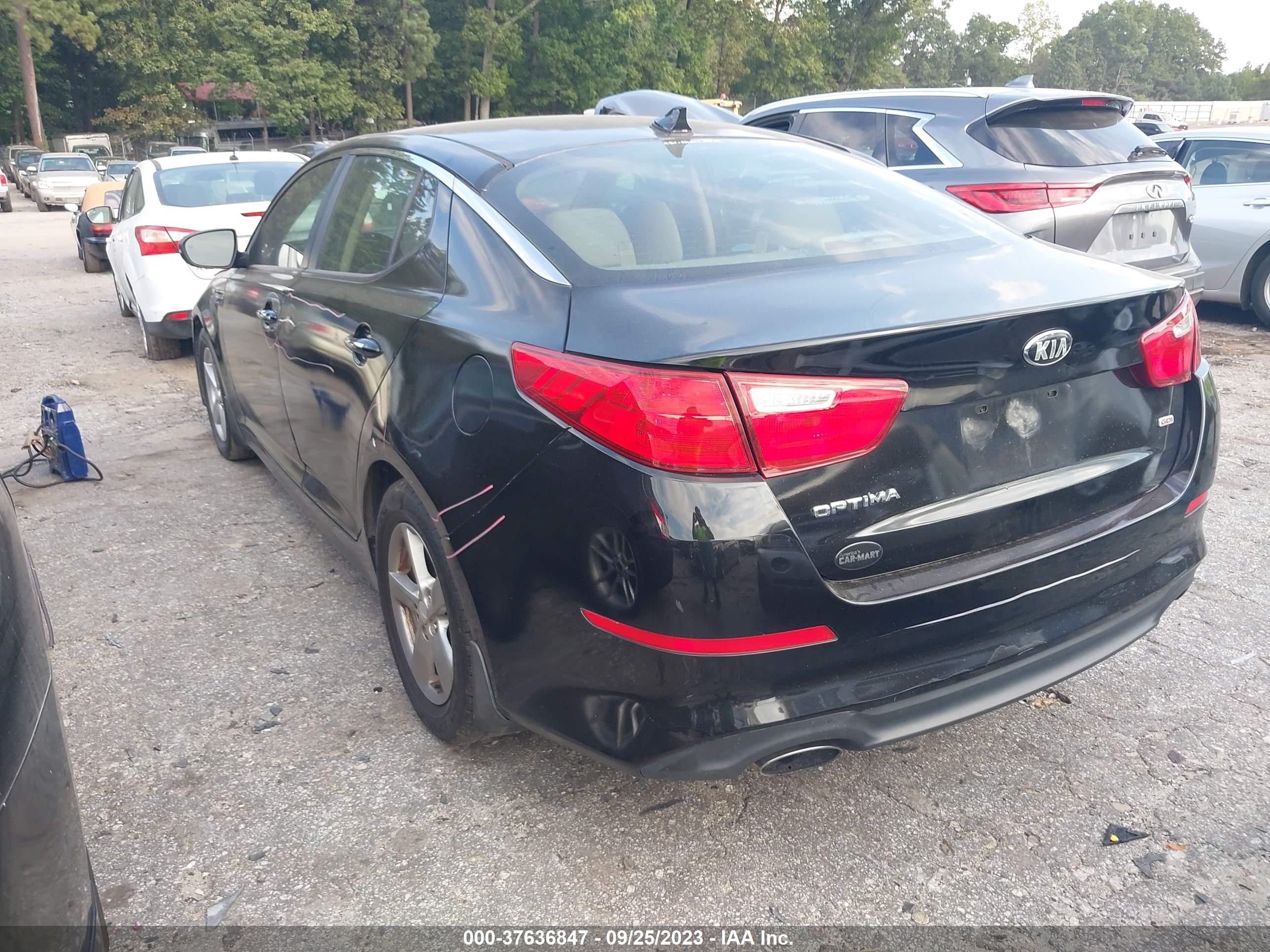 Photo 2 VIN: 5XXGM4A73FG358996 - KIA OPTIMA 