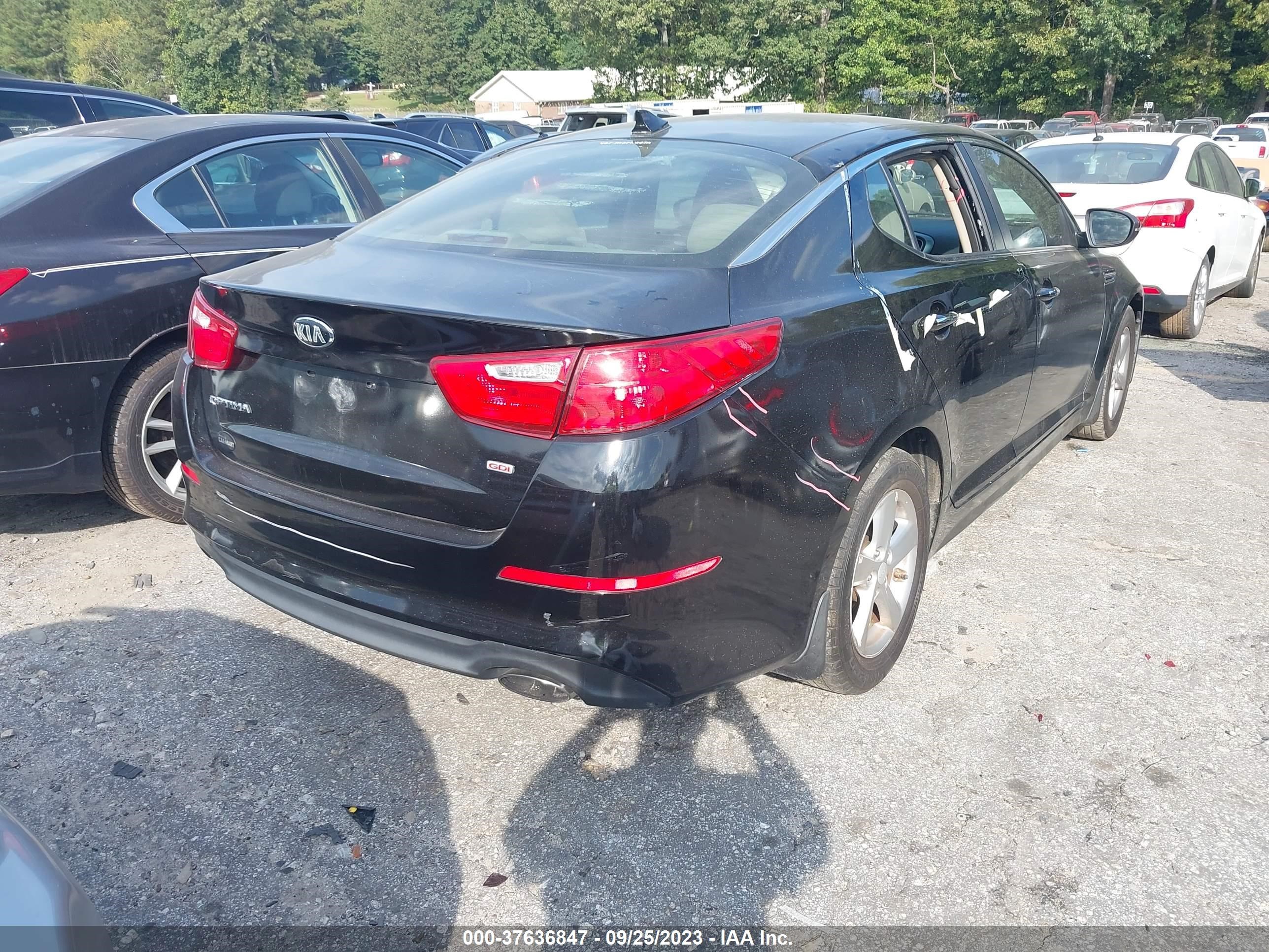 Photo 3 VIN: 5XXGM4A73FG358996 - KIA OPTIMA 