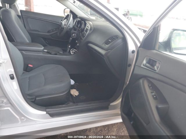 Photo 4 VIN: 5XXGM4A73FG502210 - KIA OPTIMA 