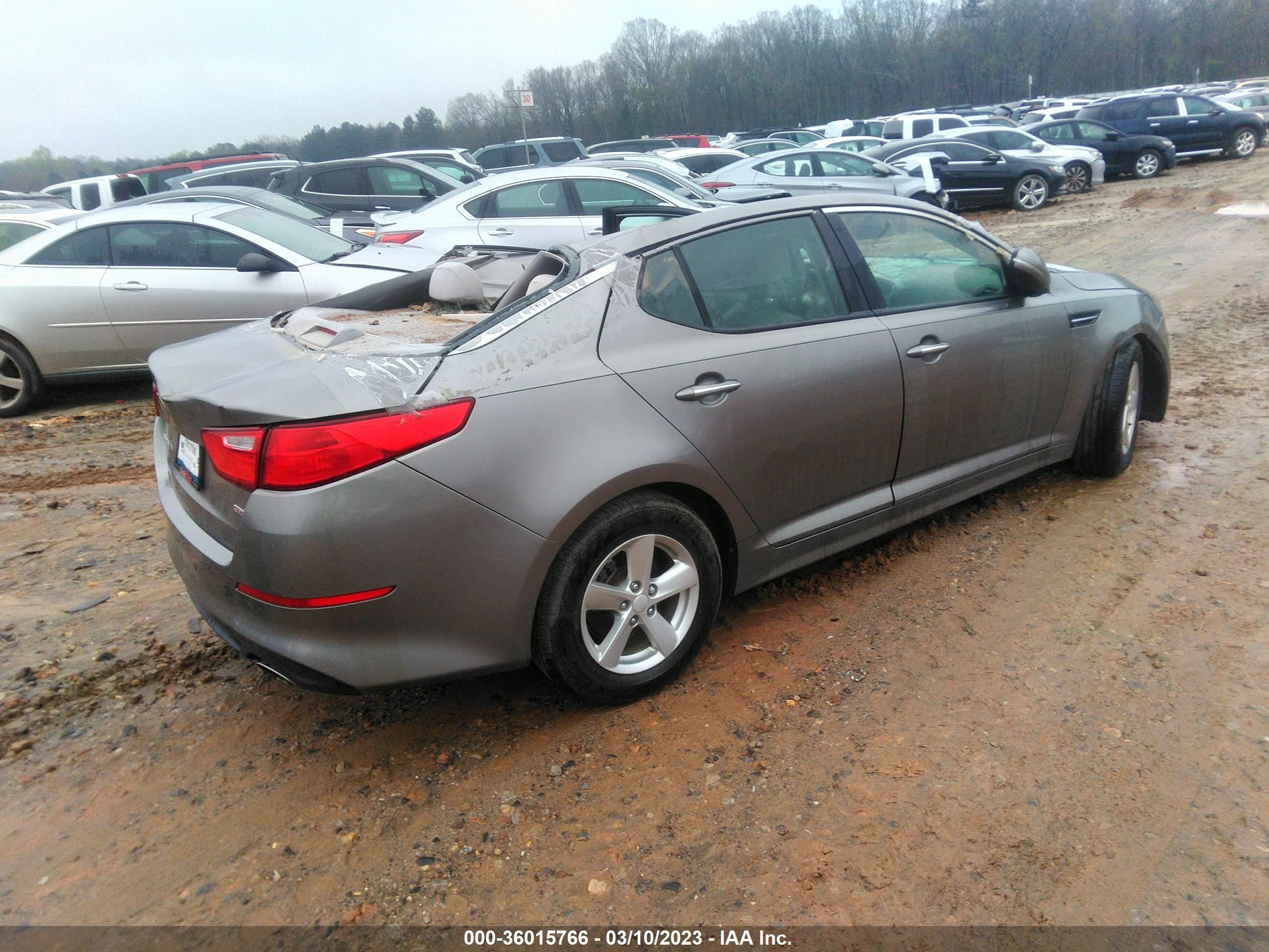 Photo 3 VIN: 5XXGM4A73FG508668 - KIA OPTIMA 