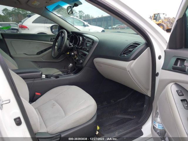 Photo 4 VIN: 5XXGM4A74CG012290 - KIA OPTIMA 