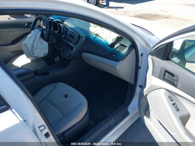 Photo 4 VIN: 5XXGM4A74CG071081 - KIA OPTIMA 