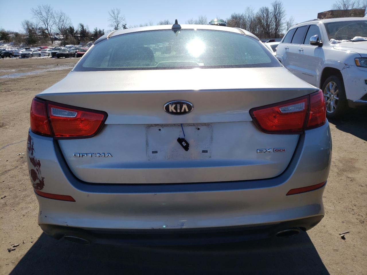 Photo 5 VIN: 5XXGM4A74FG355329 - KIA OPTIMA 