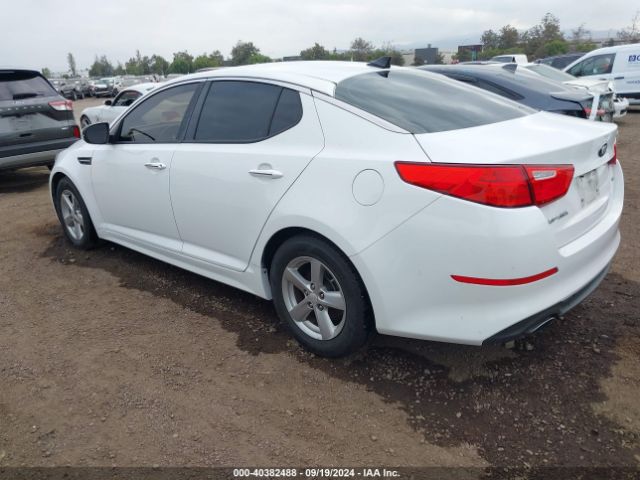 Photo 2 VIN: 5XXGM4A74FG379677 - KIA OPTIMA 