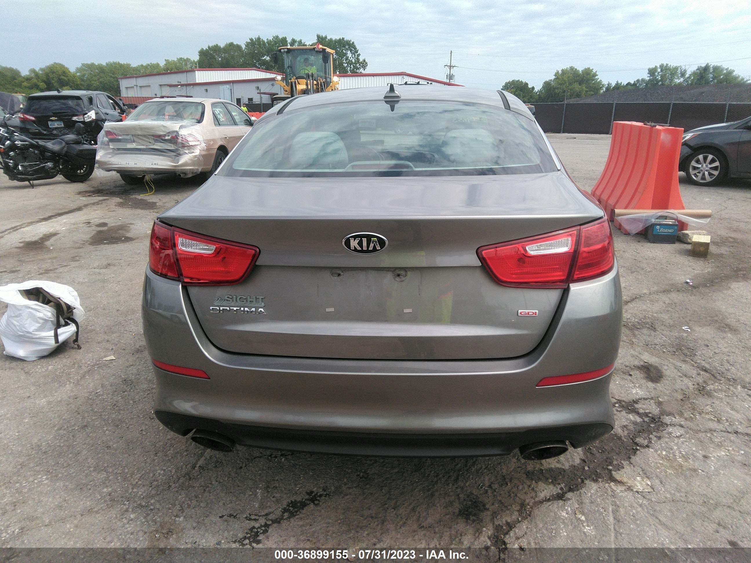 Photo 15 VIN: 5XXGM4A74FG403850 - KIA OPTIMA 