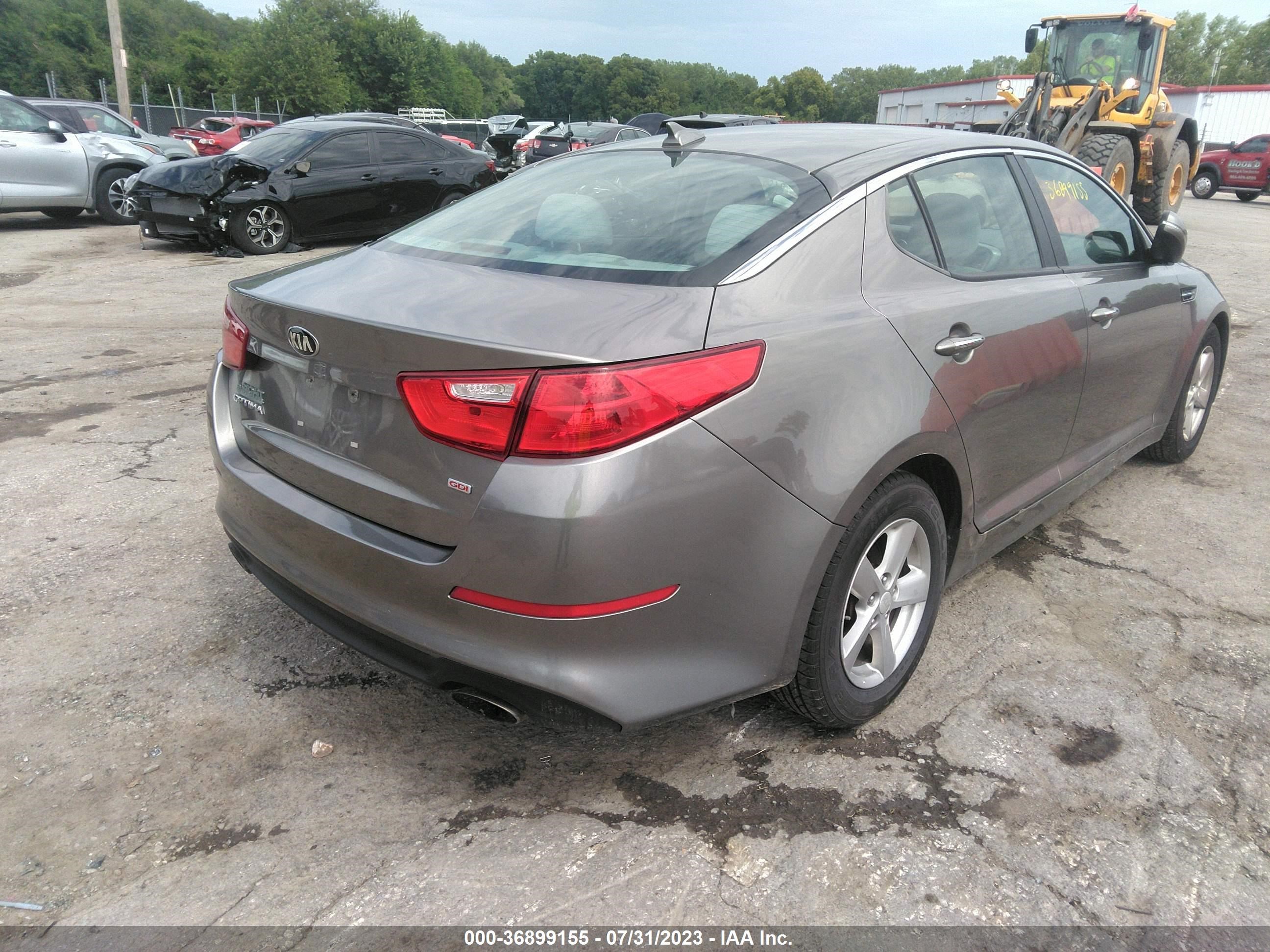 Photo 3 VIN: 5XXGM4A74FG403850 - KIA OPTIMA 