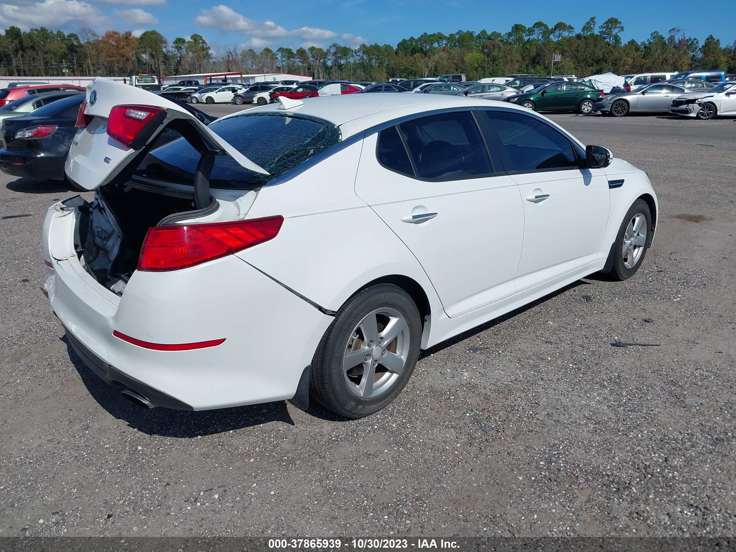 Photo 3 VIN: 5XXGM4A74FG434418 - KIA OPTIMA 