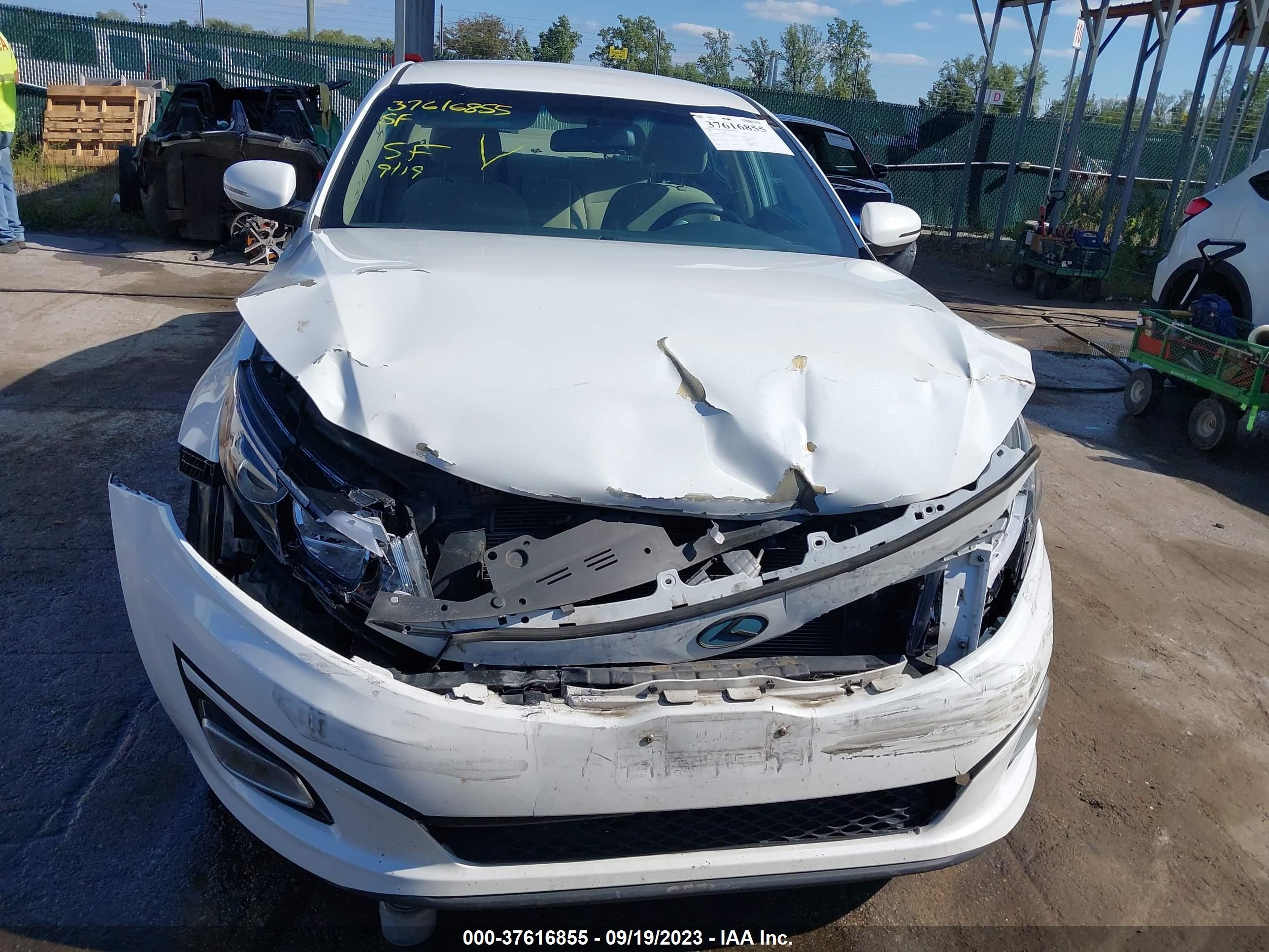 Photo 11 VIN: 5XXGM4A74FG511692 - KIA OPTIMA 