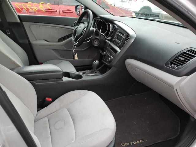 Photo 4 VIN: 5XXGM4A75CG027624 - KIA OPTIMA LX 