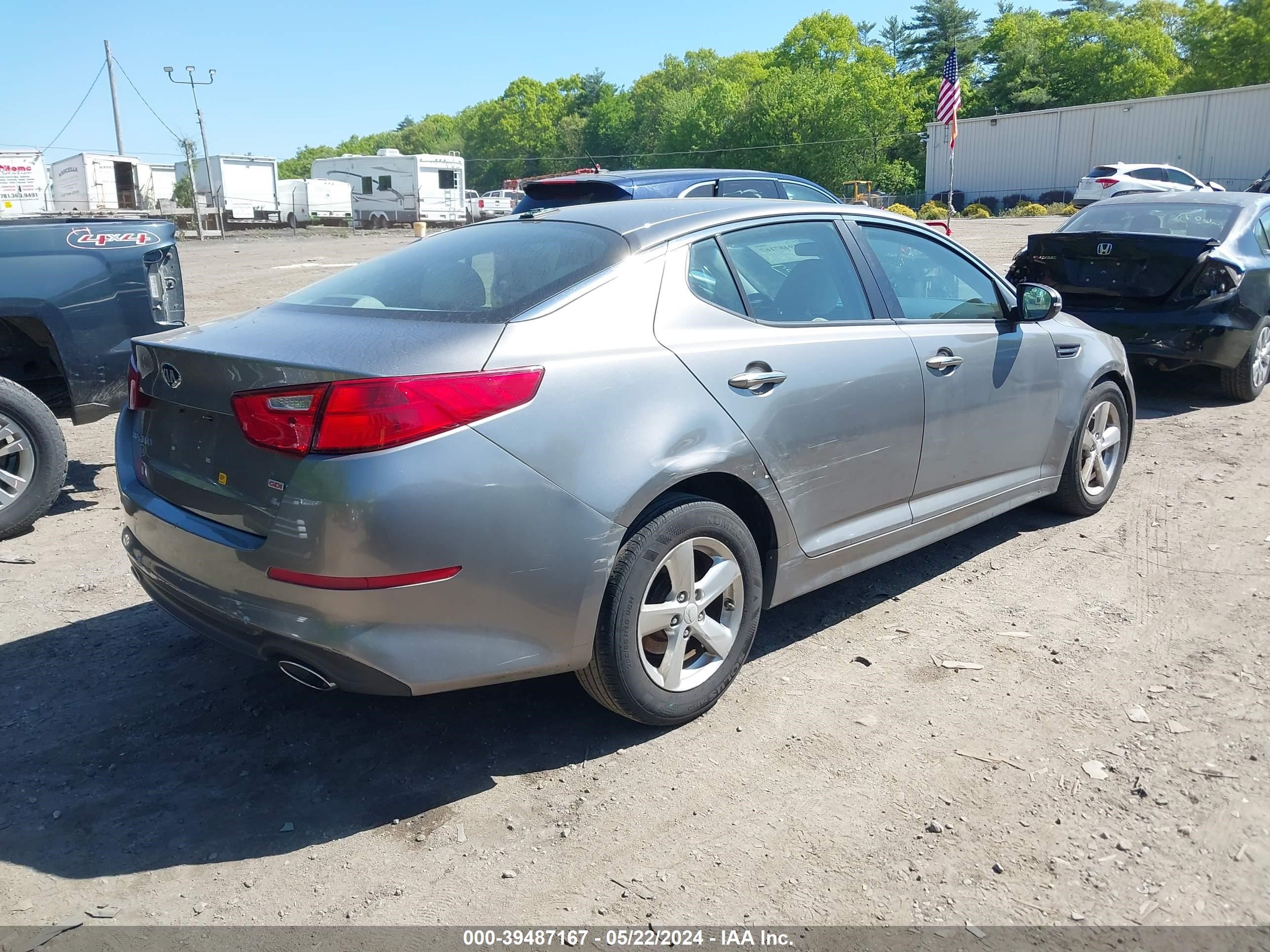 Photo 3 VIN: 5XXGM4A75FG463085 - KIA OPTIMA 